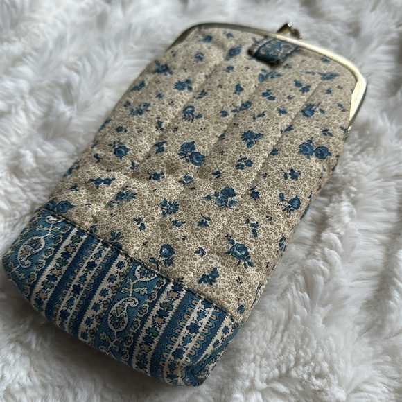 Vintage Fabric Quilted Eyeglass Sunglasses Cigarette Holder Gold Snap Top Lined - Picture 3 of 7